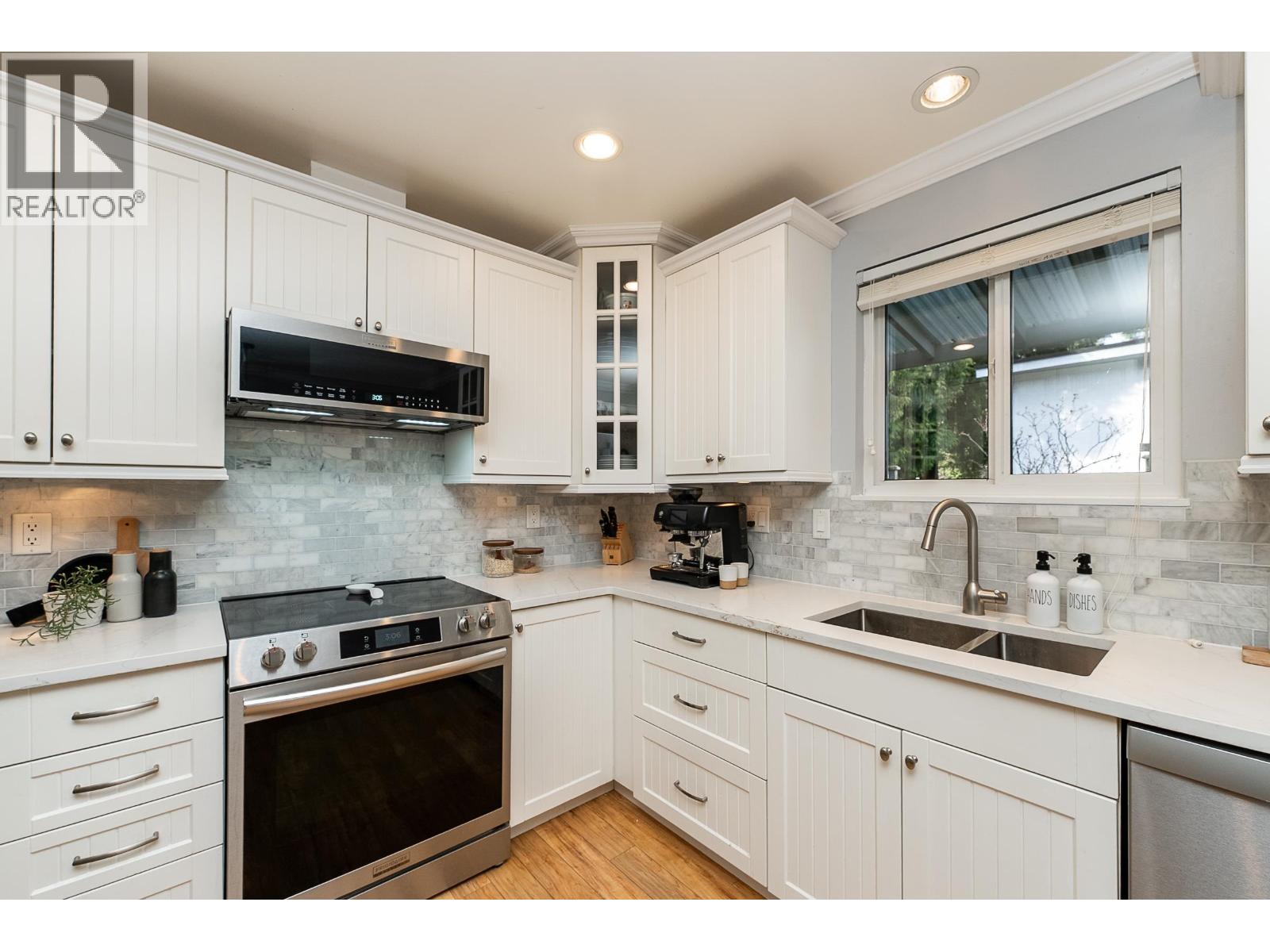 3643 Kennedy Street, Port Coquitlam, British Columbia  V3B 4Z2 - Photo 7 - R3092609