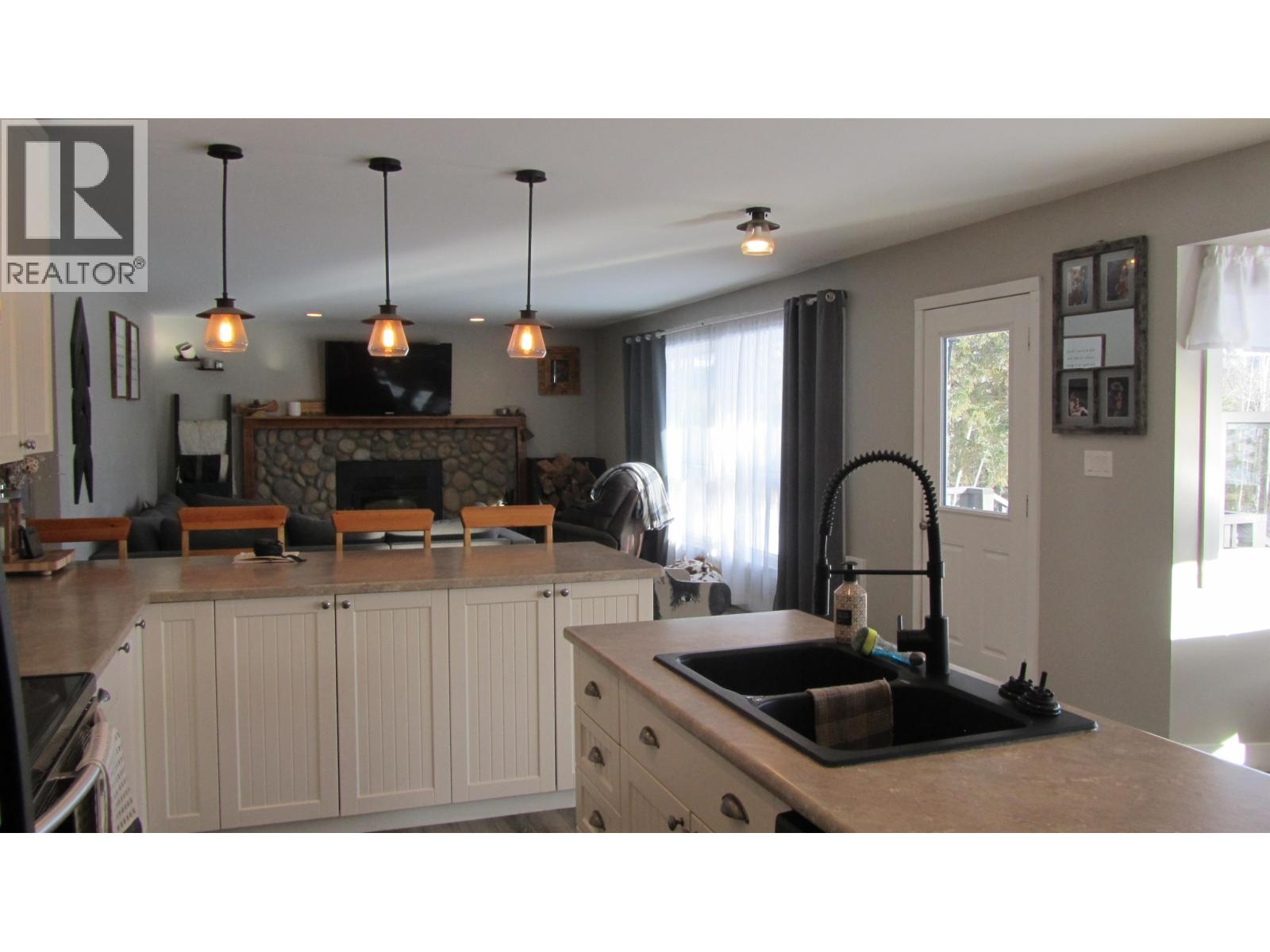 6313 Archie Meadow Road, Forest Grove, British Columbia  V0K 1M0 - Photo 7 - R3092485