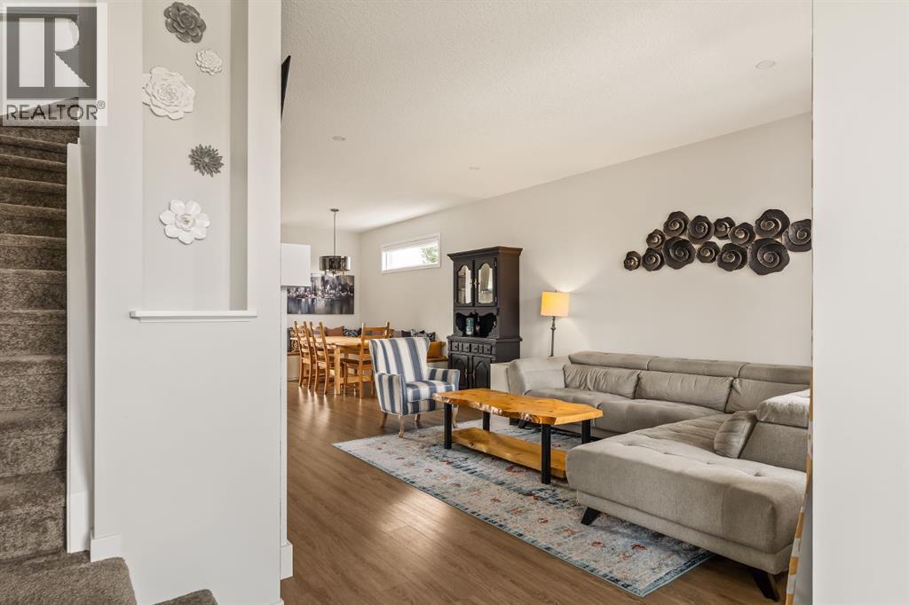 63 Seton Gardens Se, Calgary, Alberta  T3M 2Y5 - Photo 6 - A2283727