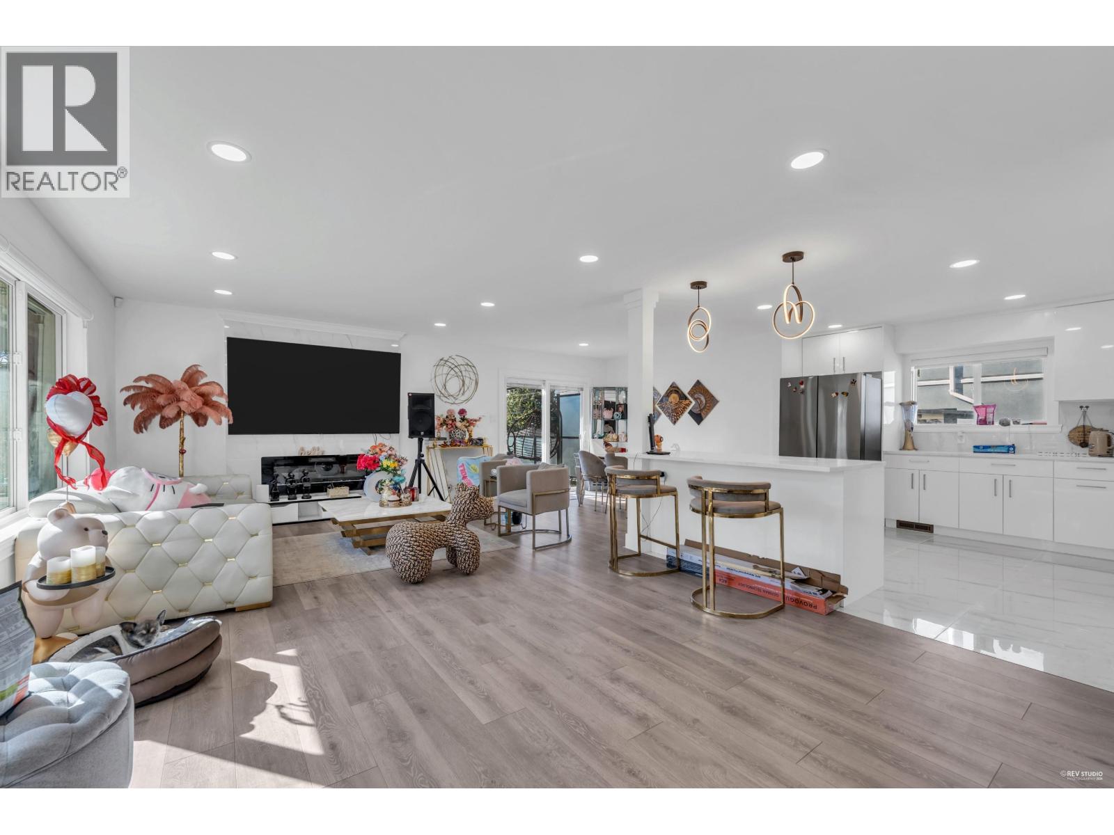 8025 Borden Street, Vancouver, British Columbia  V5P 3E6 - Photo 6 - R3092442