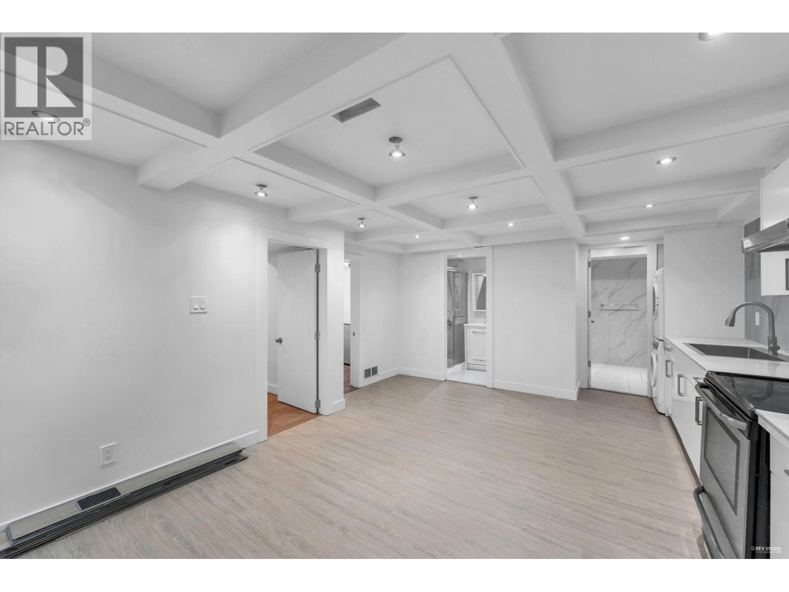 8025 Borden Street, Vancouver, British Columbia  V5P 3E6 - Photo 27 - R3092442