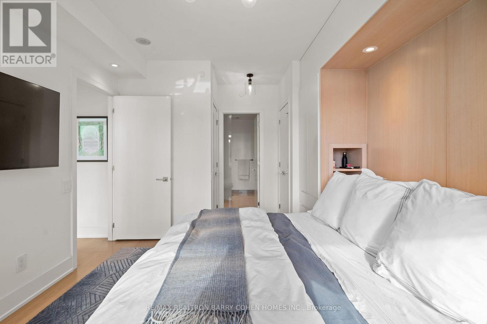 401 - 170 Avenue Road, Toronto (Annex), Ontario  M5R 0A4 - Photo 25 - C12813228