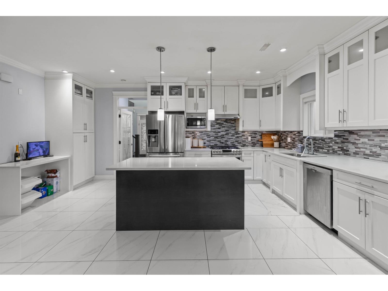 3167 Engineer Crescent, Abbotsford, British Columbia  V4X 0A7 - Photo 12 - R3090677