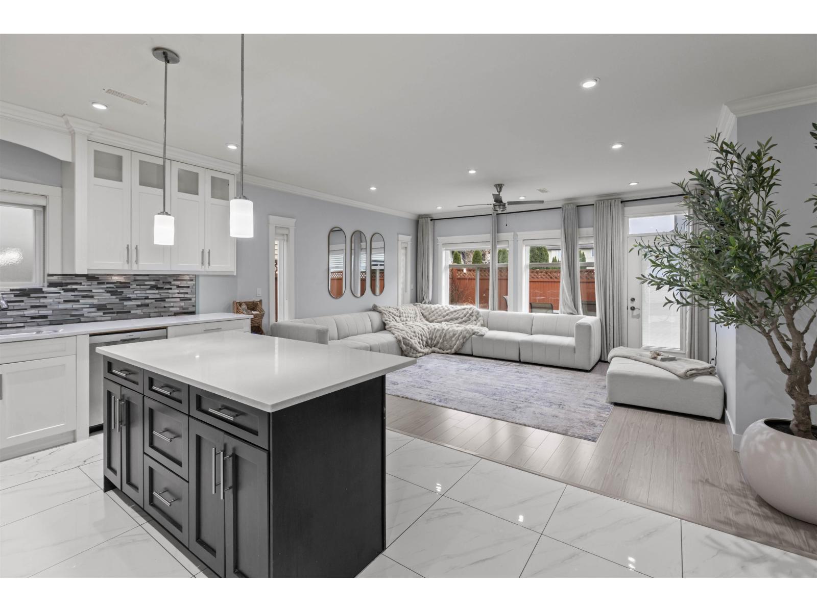 3167 Engineer Crescent, Abbotsford, British Columbia  V4X 0A7 - Photo 14 - R3090677