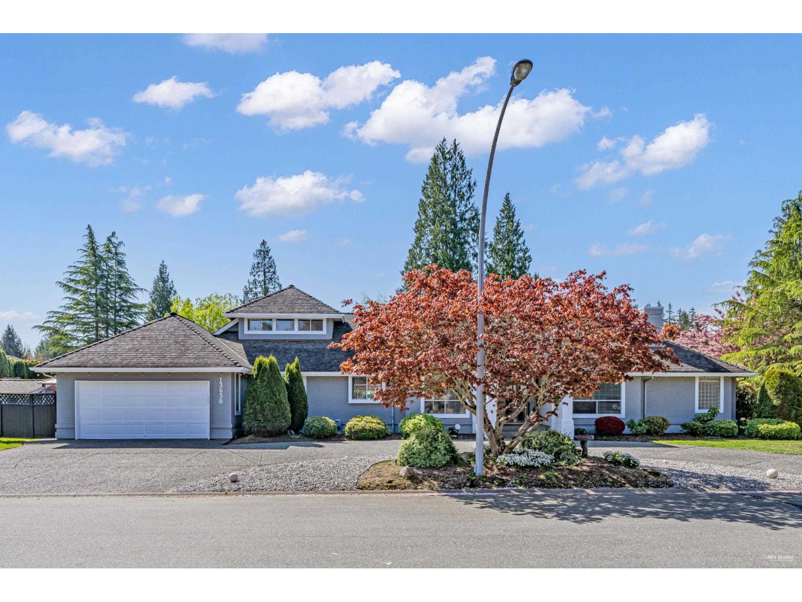 13658 19 Avenue, Surrey, British Columbia  V4A 9E9 - Photo 4 - R3092503