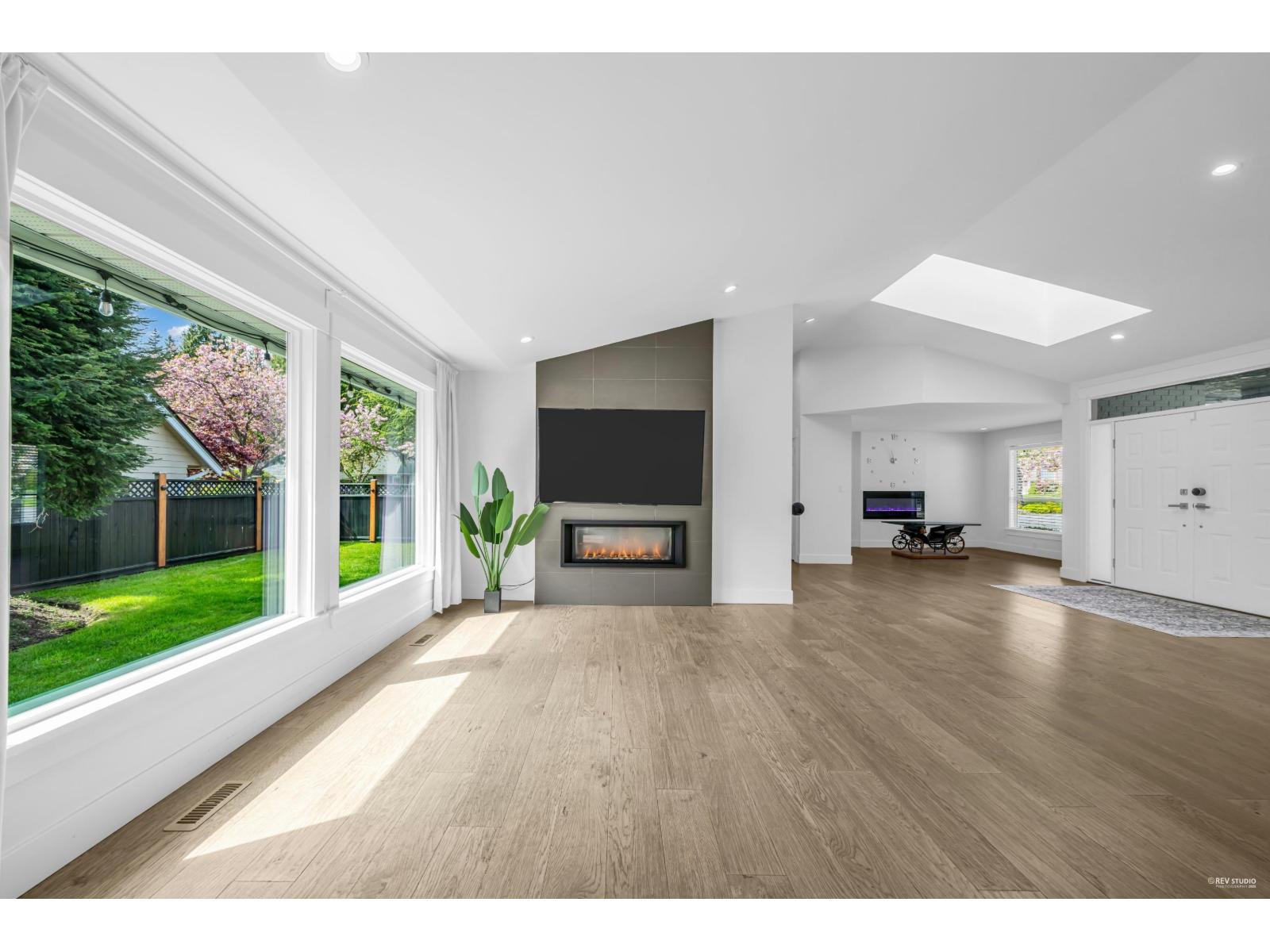 13658 19 Avenue, Surrey, British Columbia  V4A 9E9 - Photo 6 - R3092503