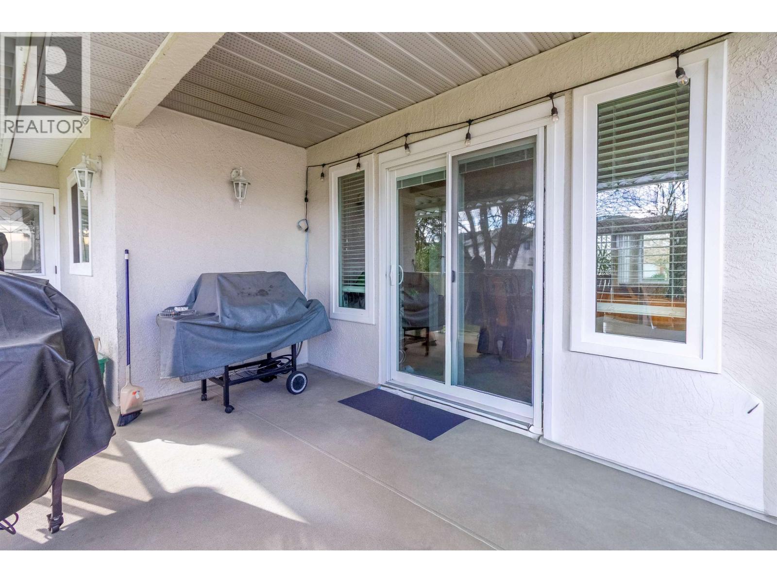 7470 Almond Place, Burnaby, British Columbia  V3N 4V5 - Photo 33 - R3092613