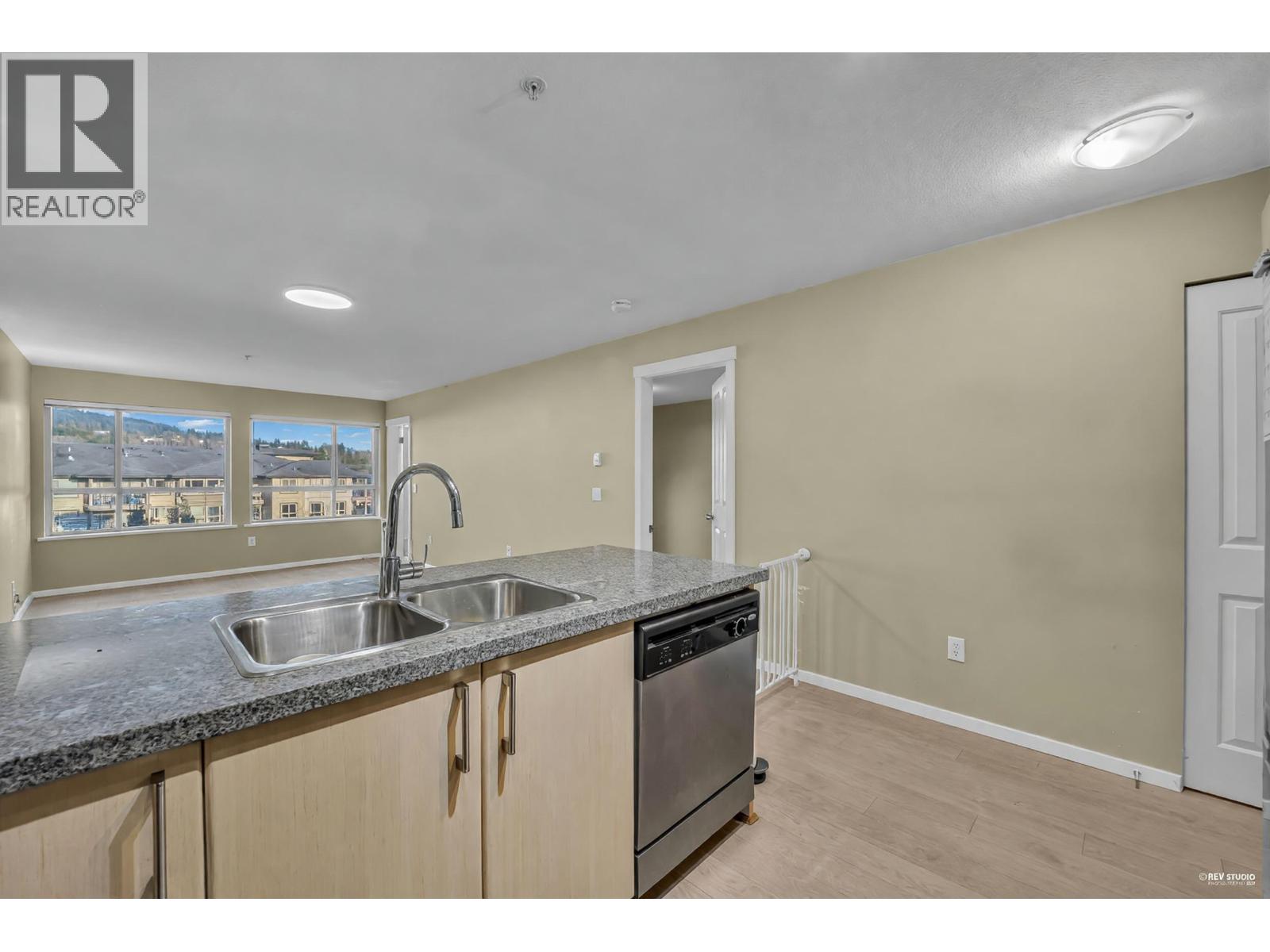 310 3156 Dayanee Springs Boulevard, Coquitlam, British Columbia  V3E 0B7 - Photo 7 - R3092617