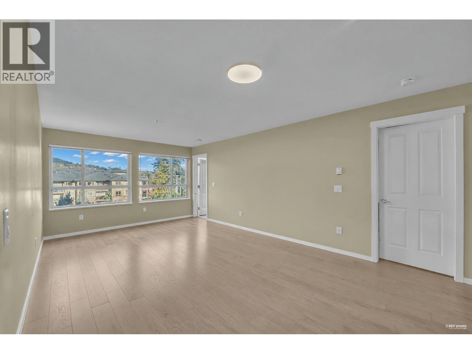 310 3156 Dayanee Springs Boulevard, Coquitlam, British Columbia  V3E 0B7 - Photo 4 - R3092617