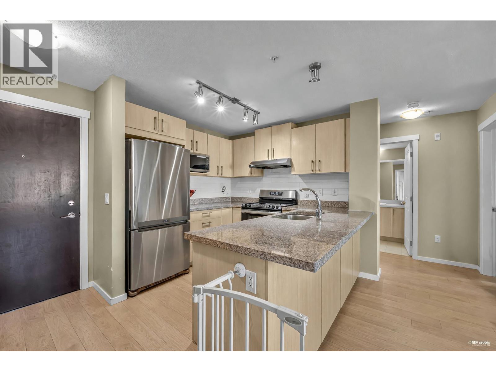 310 3156 Dayanee Springs Boulevard, Coquitlam, British Columbia  V3E 0B7 - Photo 9 - R3092617