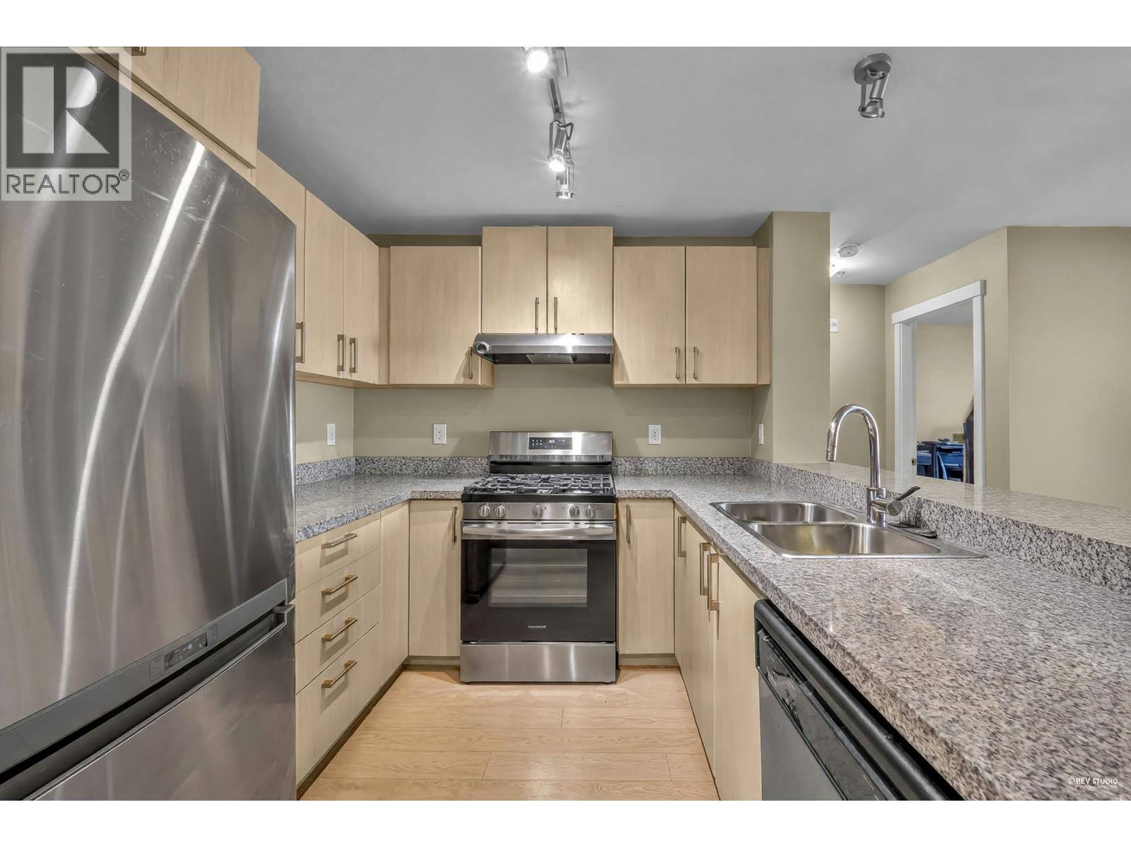 310 3156 Dayanee Springs Boulevard, Coquitlam, British Columbia  V3E 0B7 - Photo 10 - R3092617