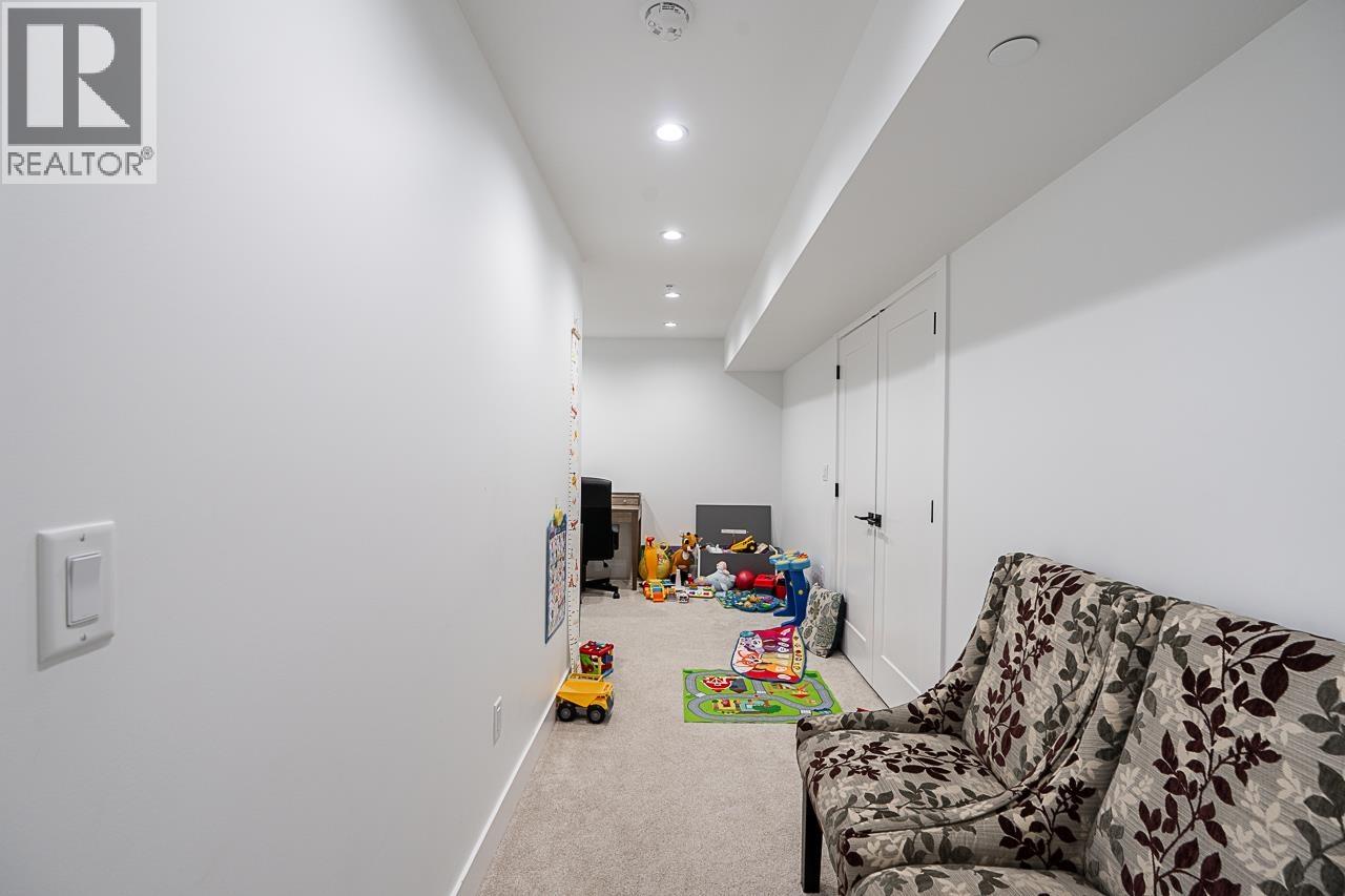 23091 134 Loop, Maple Ridge, British Columbia  V4R 0E6 - Photo 30 - R3092539