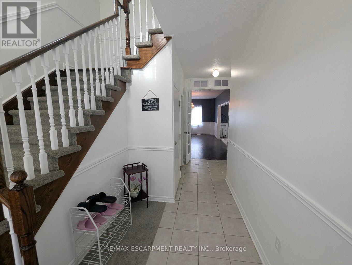 1 - 52 Arlington Drive, Georgina, Ontario  L4P 4H6 - Photo 11 - N12639768