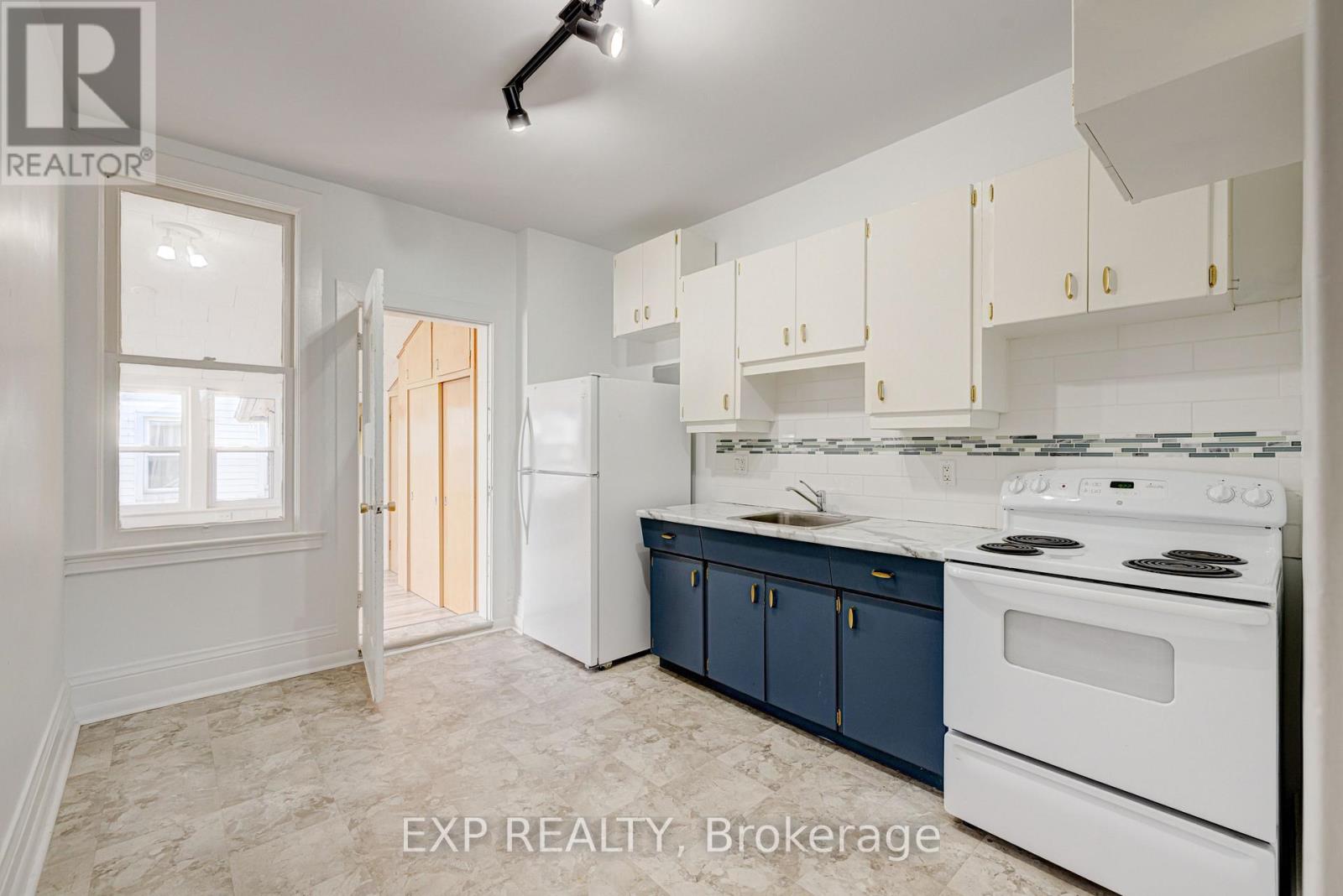 241 Ross Street, St. Thomas, Ontario  N5R 3Y5 - Photo 18 - X12805024