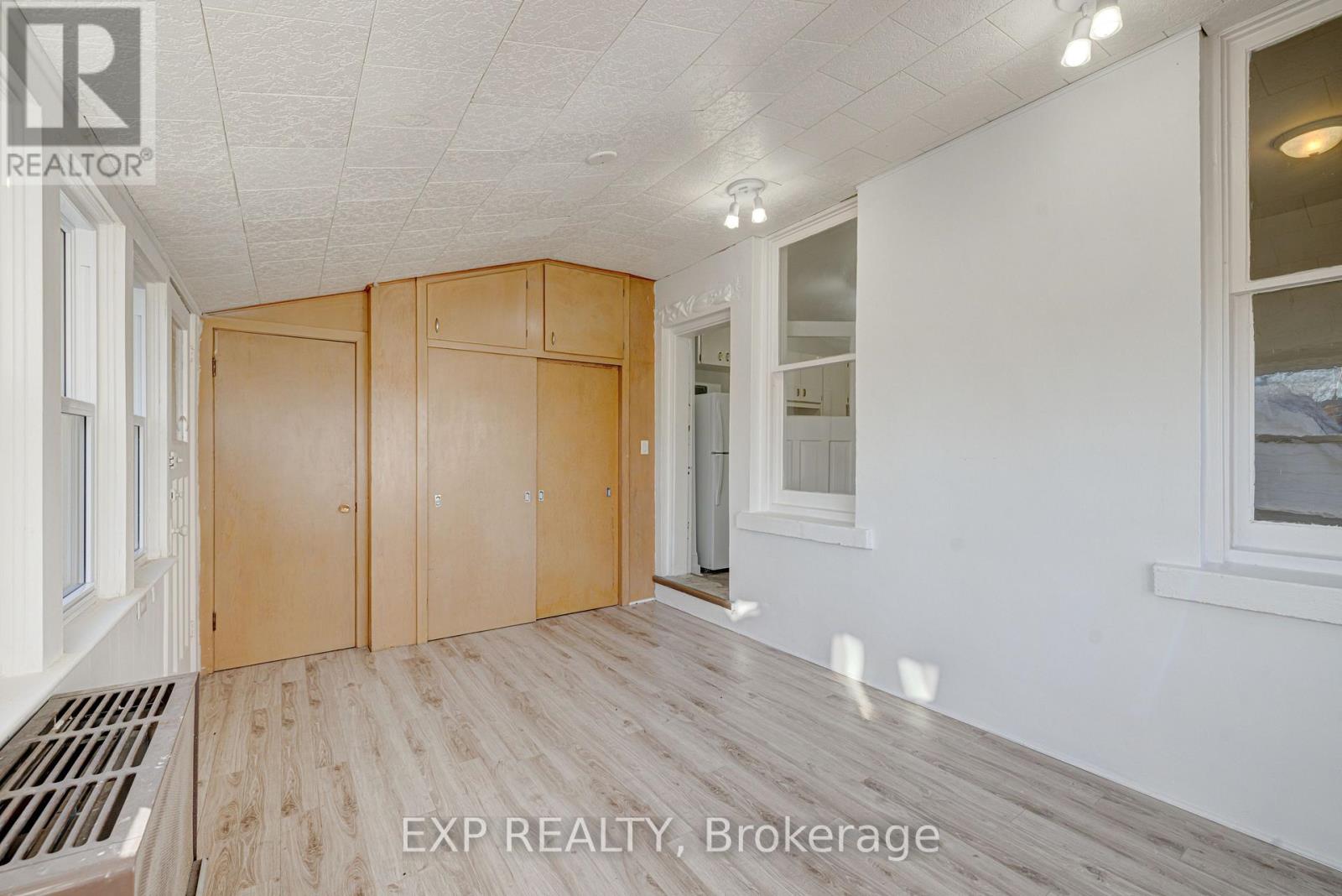 241 Ross Street, St. Thomas, Ontario  N5R 3Y5 - Photo 20 - X12805024