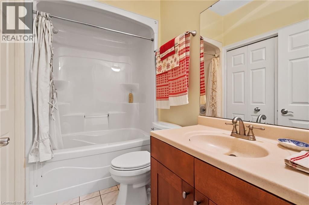 5114 Meadowood Lane, Beamsville, Ontario  L3J 0J7 - Photo 19 - 40807086