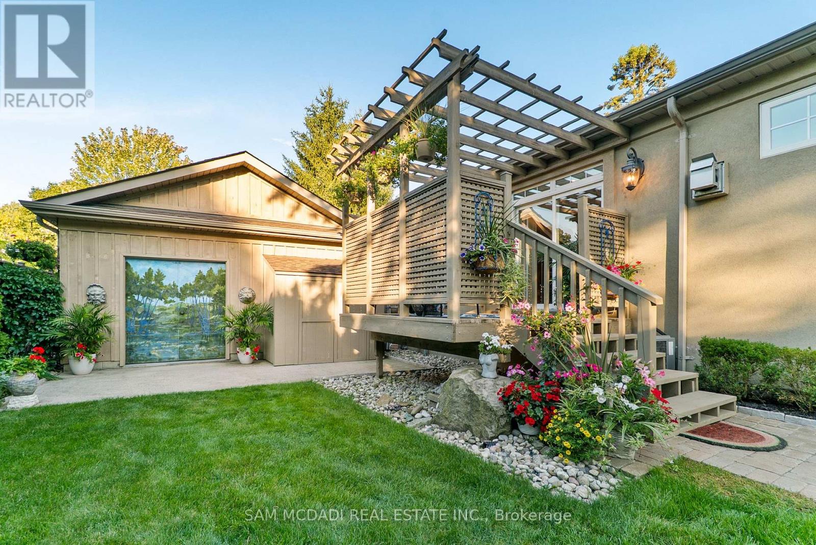 1522 Glenhill Crescent, Mississauga, Ontario  L5H 3C5 - Photo 34 - W12813226