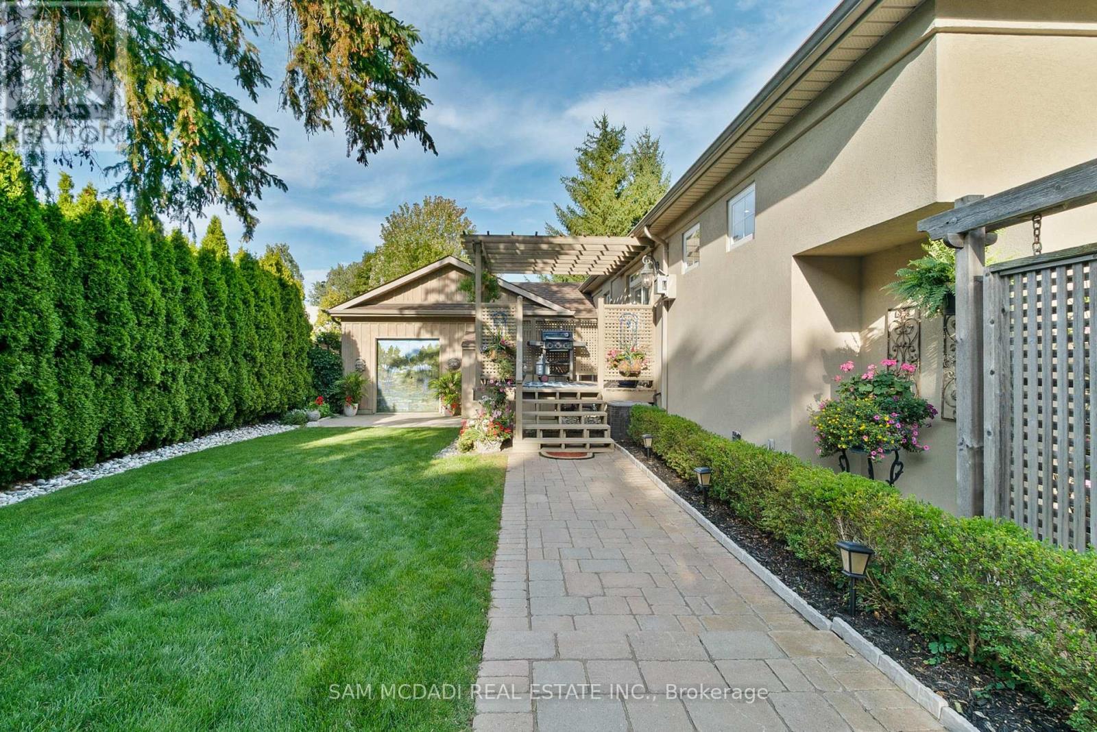 1522 Glenhill Crescent, Mississauga, Ontario  L5H 3C5 - Photo 35 - W12813226