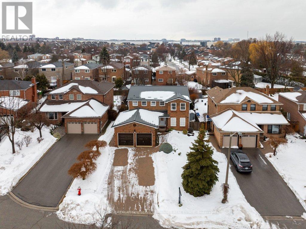 2289 Beejay Court, Mississauga, Ontario  L5M 2N6 - Photo 37 - W12813232