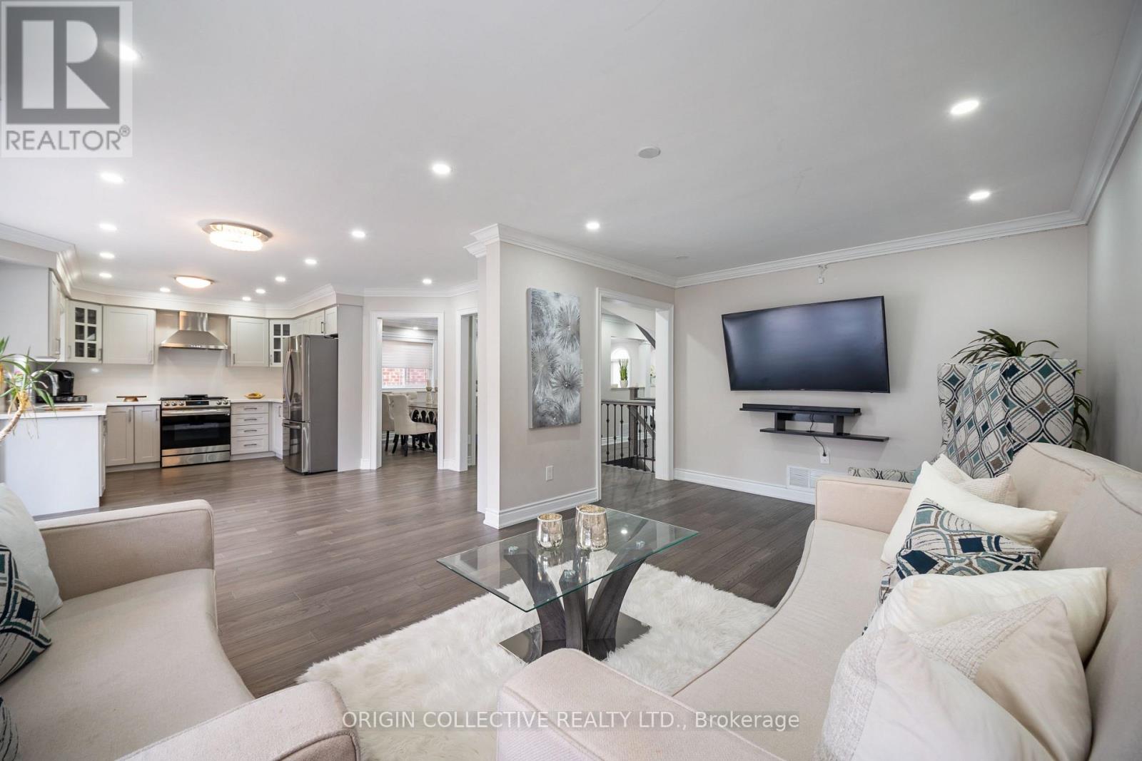 5122 Timber Mill Court, Mississauga, Ontario  L5V 2B8 - Photo 15 - W12813242