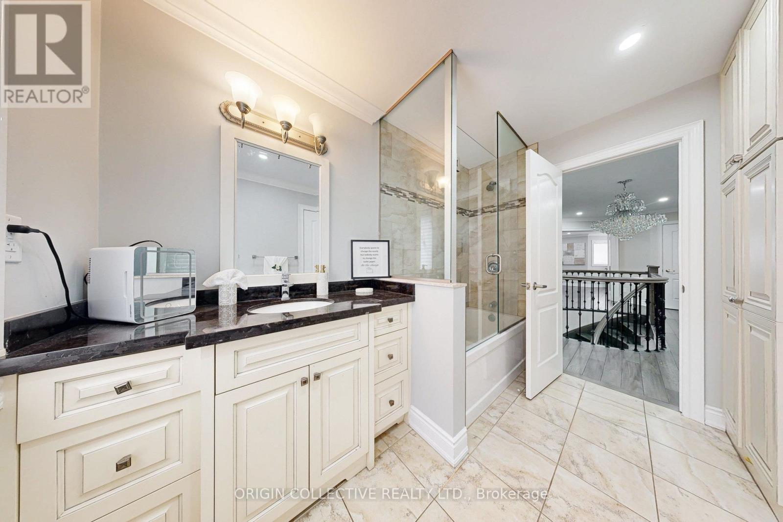 5122 Timber Mill Court, Mississauga, Ontario  L5V 2B8 - Photo 34 - W12813242