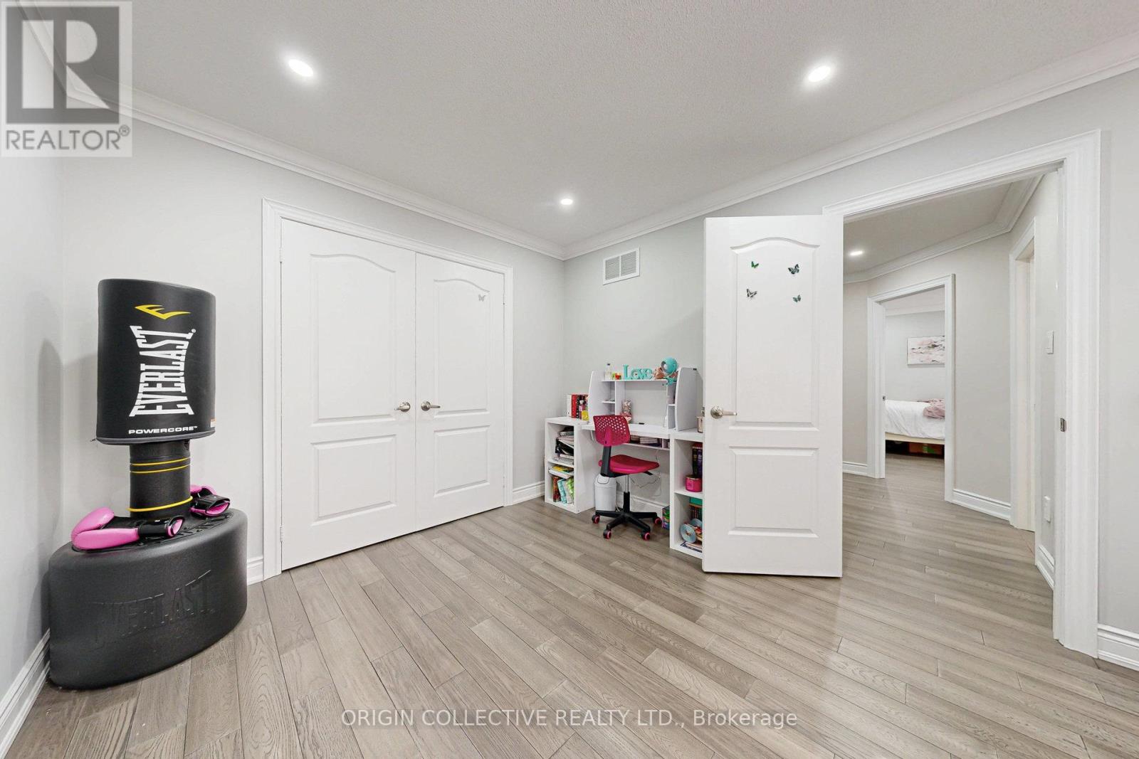 5122 Timber Mill Court, Mississauga, Ontario  L5V 2B8 - Photo 36 - W12813242