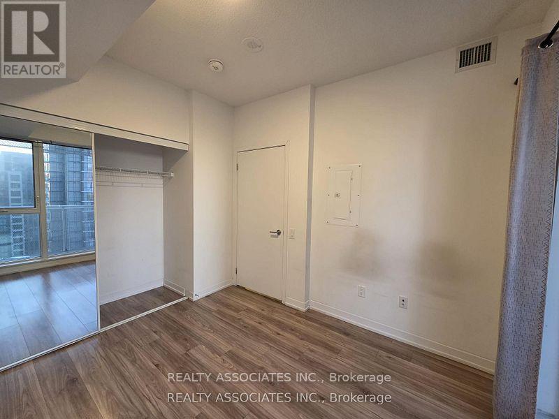 3112 - 4065 Confederation Parkway, Mississauga, Ontario  L5B 0L4 - Photo 10 - W12813248