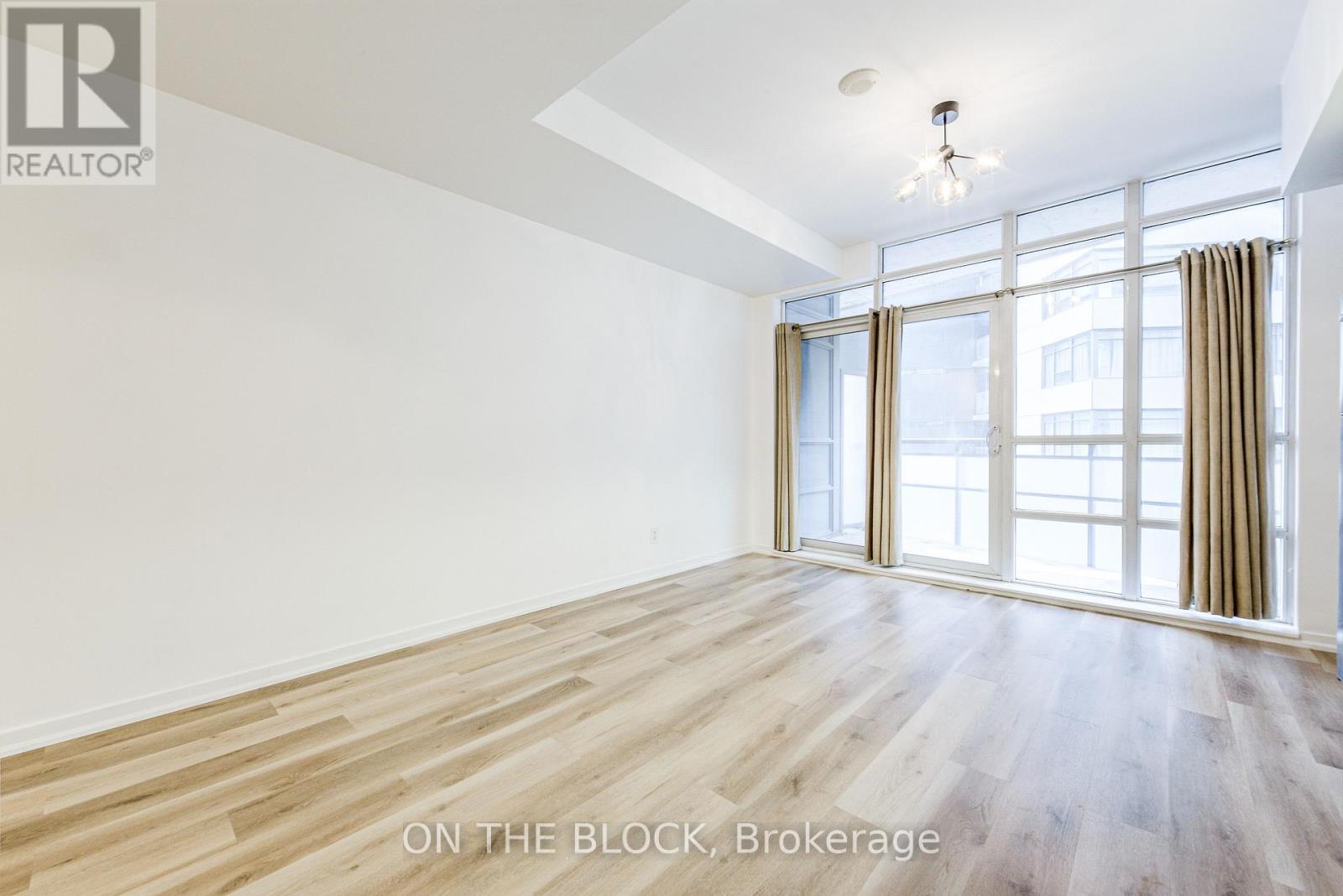 302 - 38 Joe Shuster Way, Toronto (South Parkdale), Ontario  M6K 0A5 - Photo 17 - W12813290