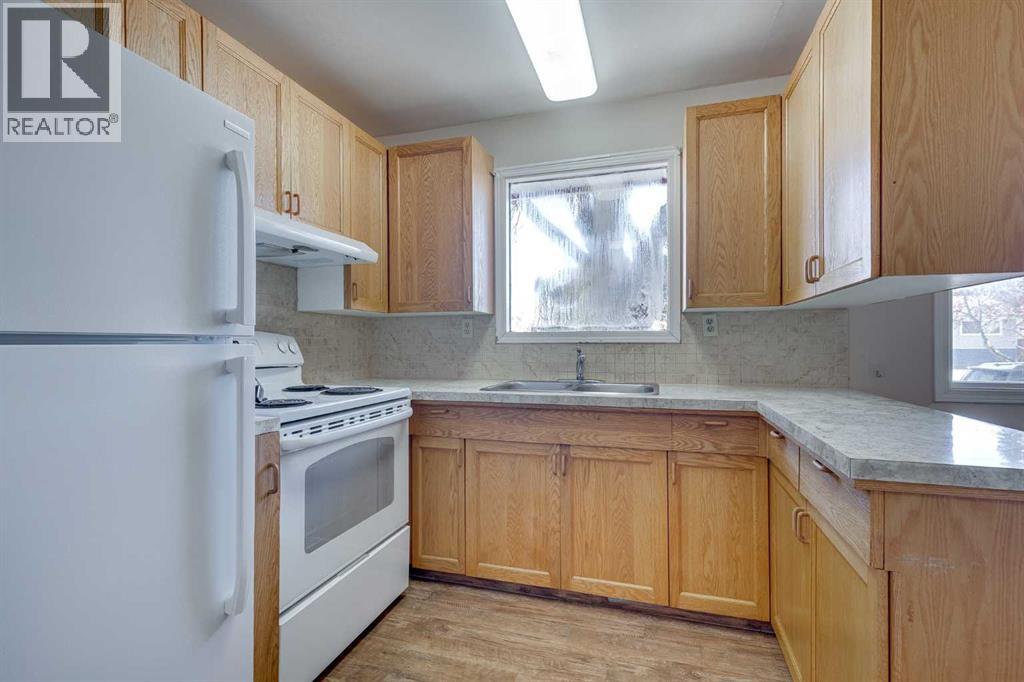 36 Fern Road, Red Deer, Alberta  T4N 4Z4 - Photo 7 - A2286417