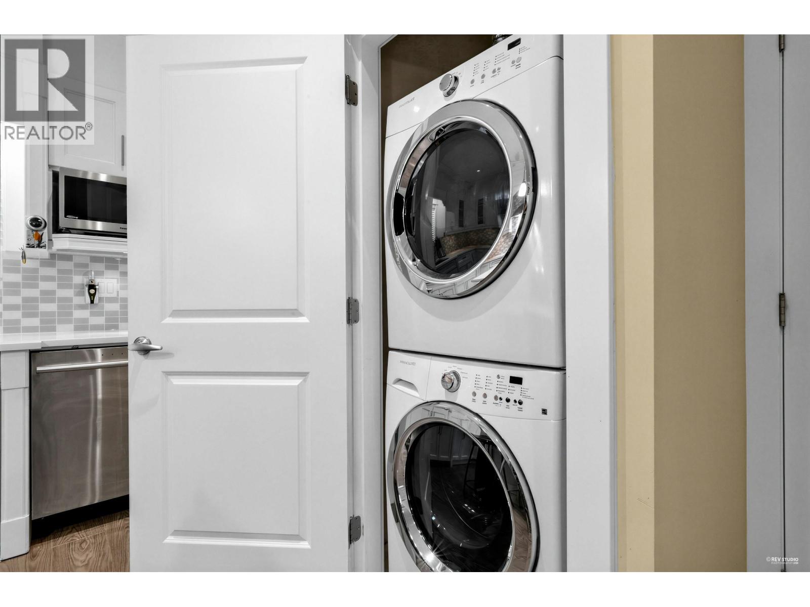 6050 Hardwick Street, Burnaby, British Columbia  V5G 1R6 - Photo 7 - R3092549