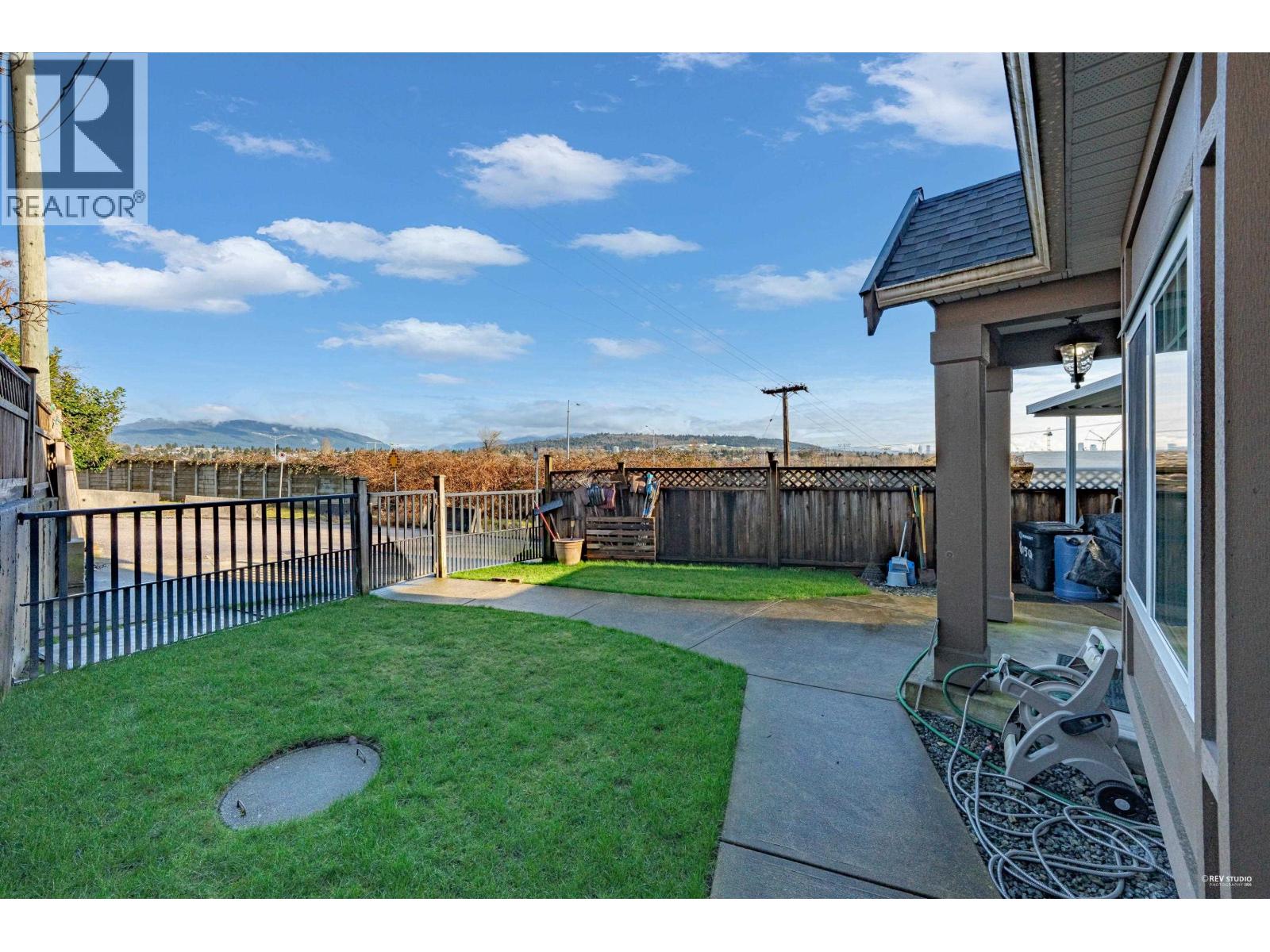 6050 Hardwick Street, Burnaby, British Columbia  V5G 1R6 - Photo 24 - R3092549