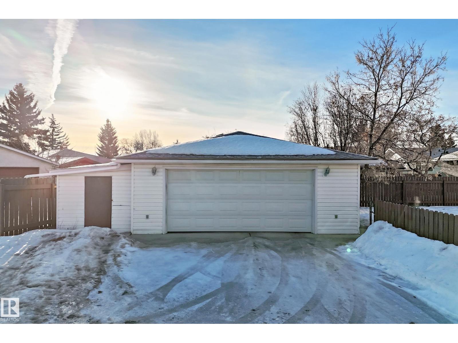 3435 65 St Nw, Edmonton, Alberta  T6H 2K2 - Photo 3 - E4473374
