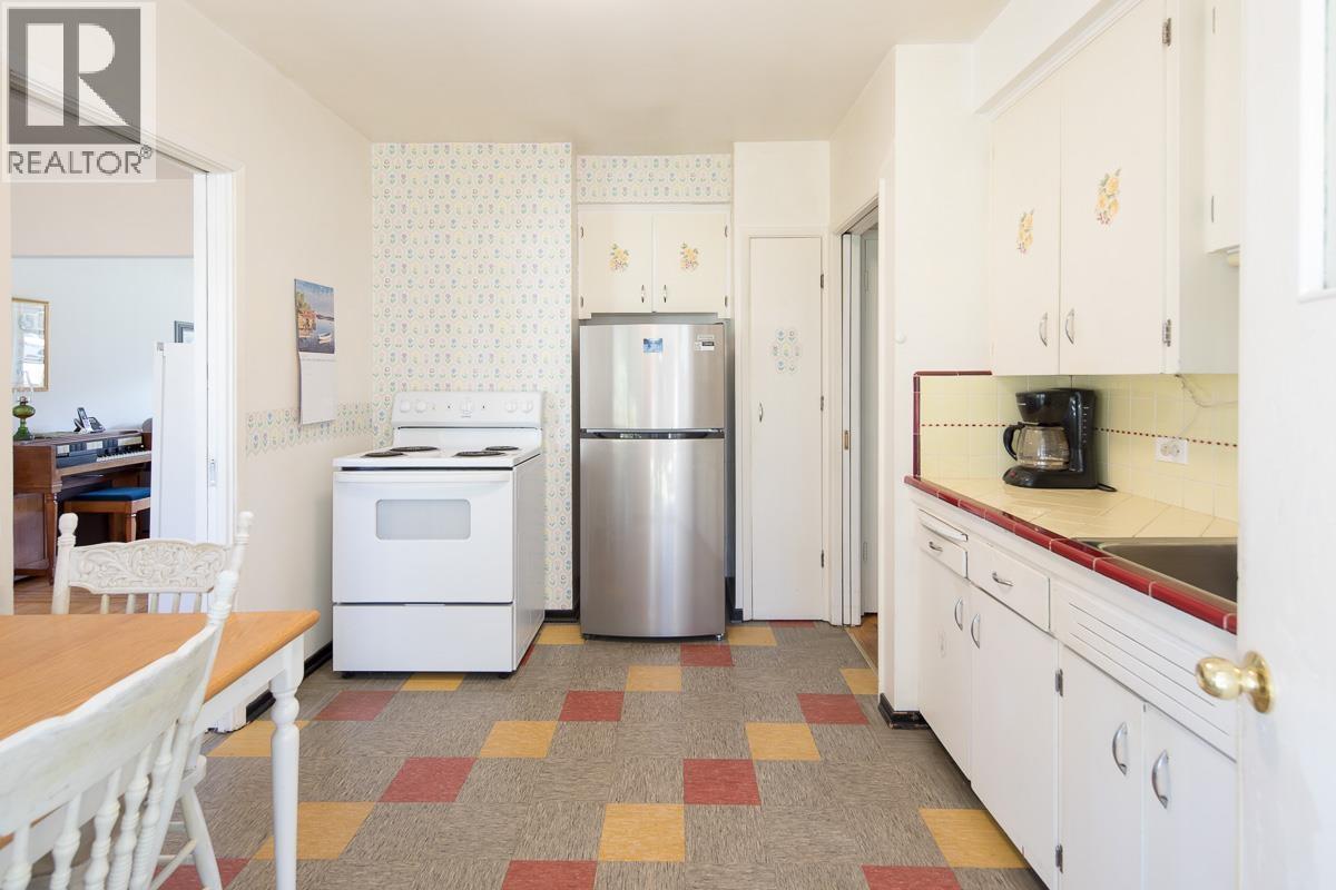 7985 Rosewood Street, Burnaby, British Columbia  V5E 2H4 - Photo 9 - R3092652