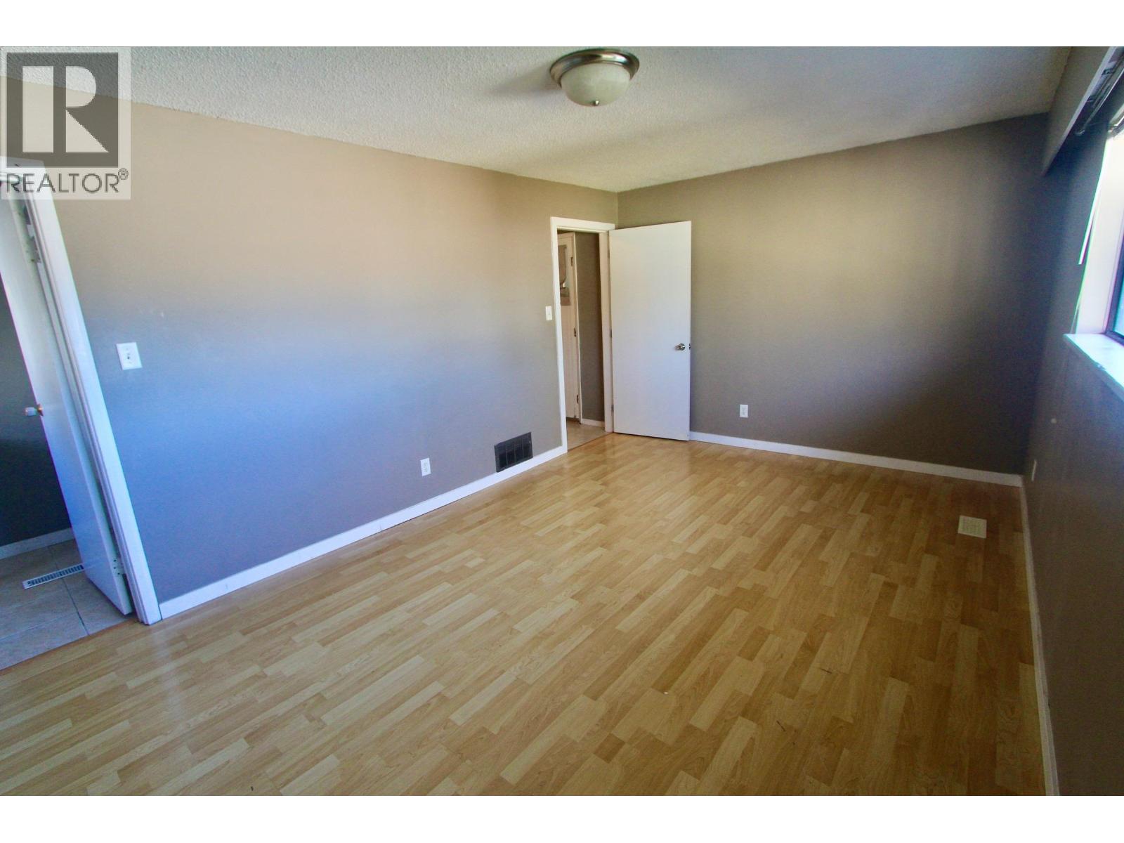 4751 - 4771 Steveston Highway, Richmond, British Columbia  V7E 2K4 - Photo 14 - R3091654