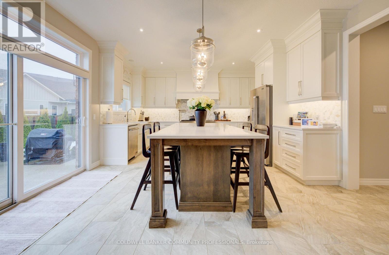 24 Festival Way, Hamilton, Ontario  L0R 1C0 - Photo 13 - X12813294