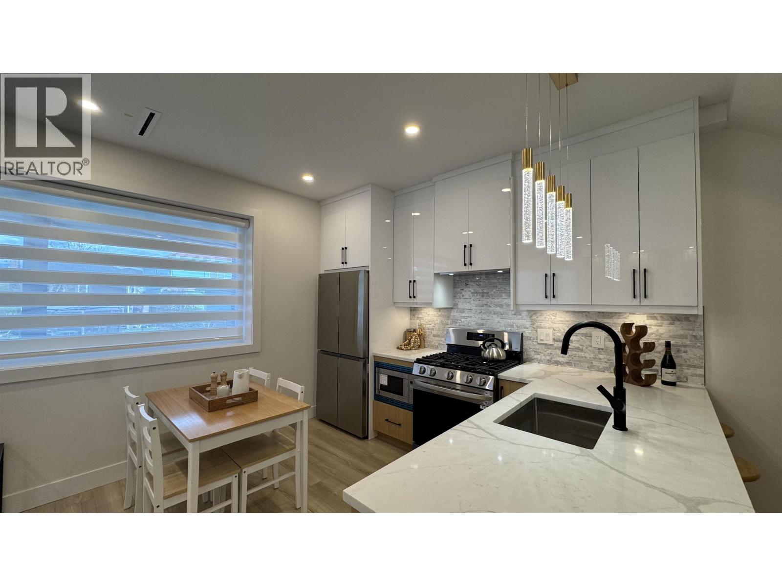 1 2703 E 3rd Avenue, Vancouver, British Columbia  V5M 1H3 - Photo 5 - R3069881