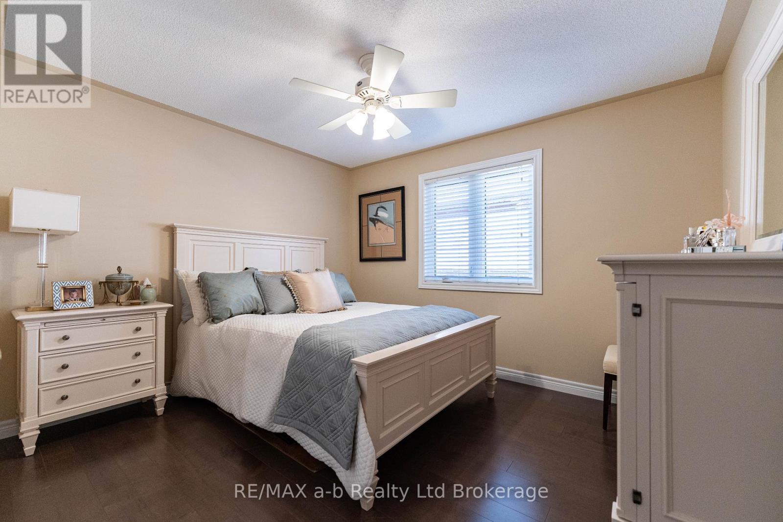 90 Weston Drive, Tillsonburg, Ontario  N4G 5W9 - Photo 23 - X12813354