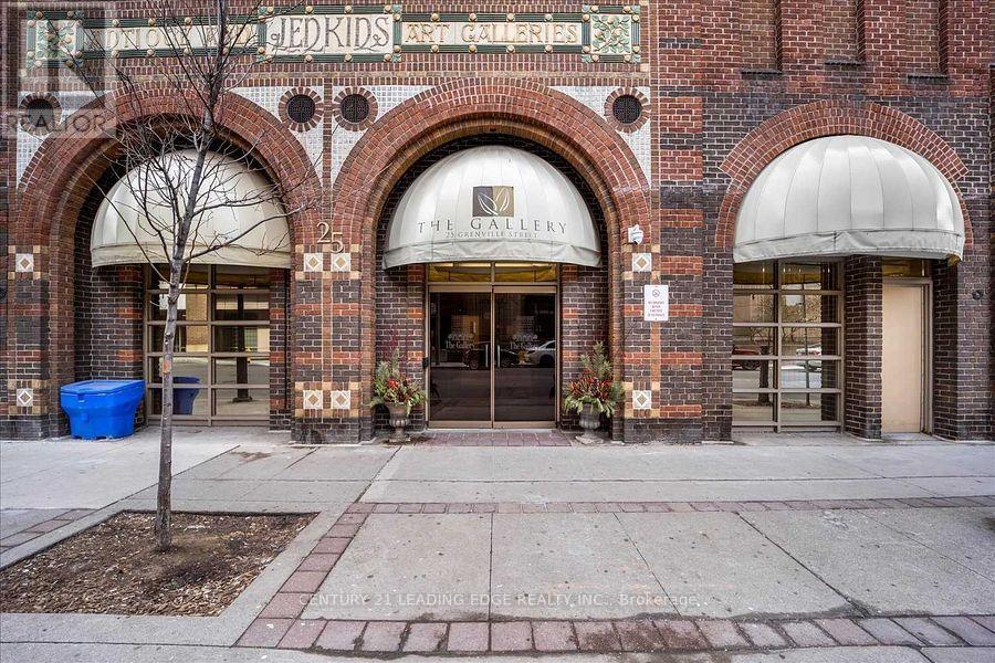 #1609 - 25 GRENVILLE STREET, Toronto, Ontario