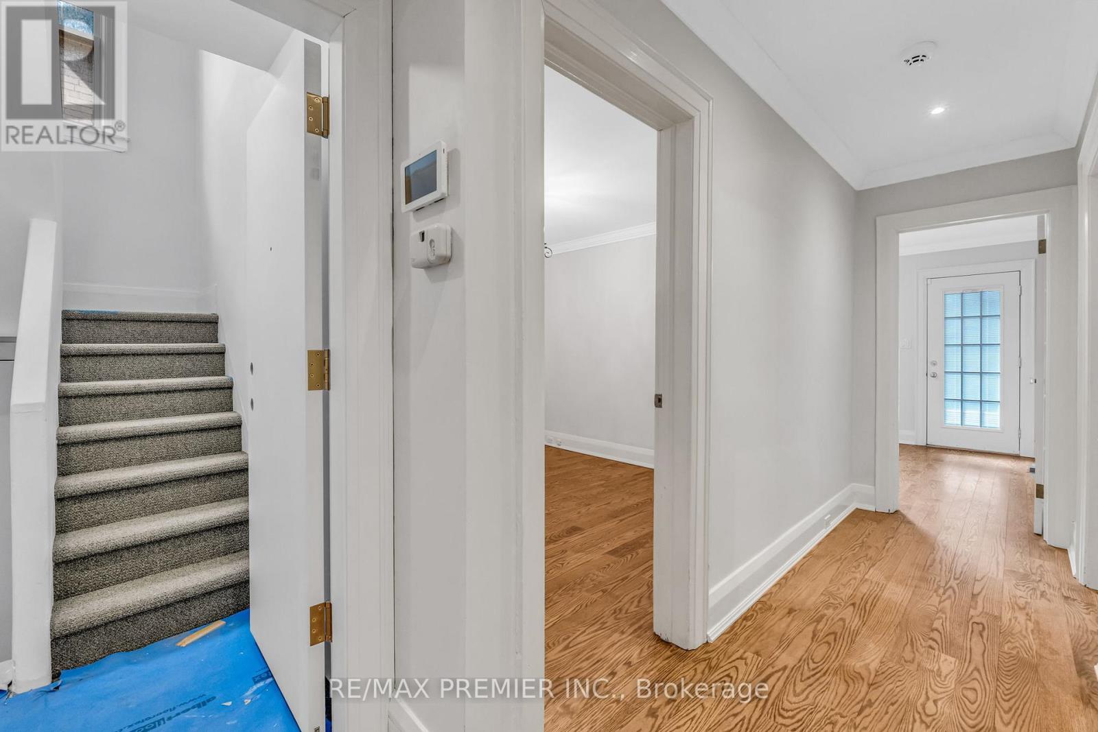 1st Floor - 5 Killarney Road, Toronto, Ontario  M5P 1L7 - Photo 14 - C12812188