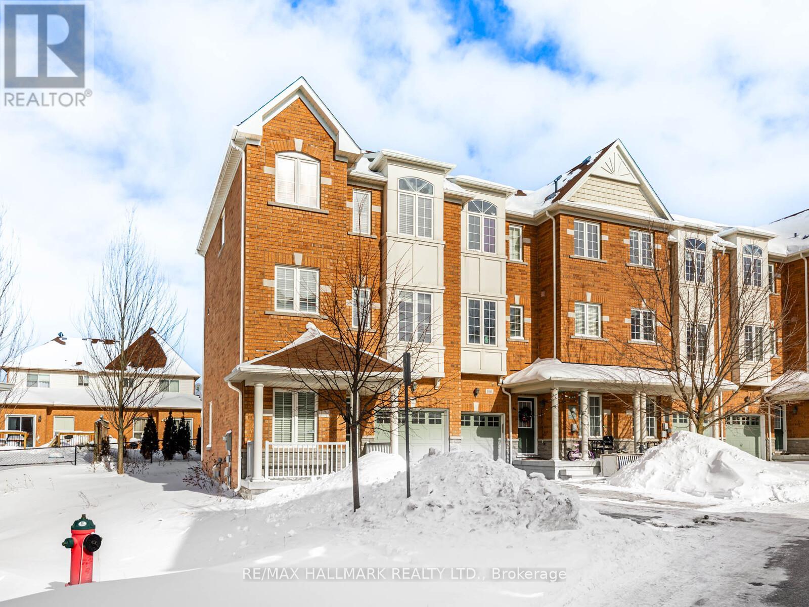 102 - 15 Old Colony Road, Richmond Hill, Ontario  L4E 4L5 - Photo 2 - N12776428