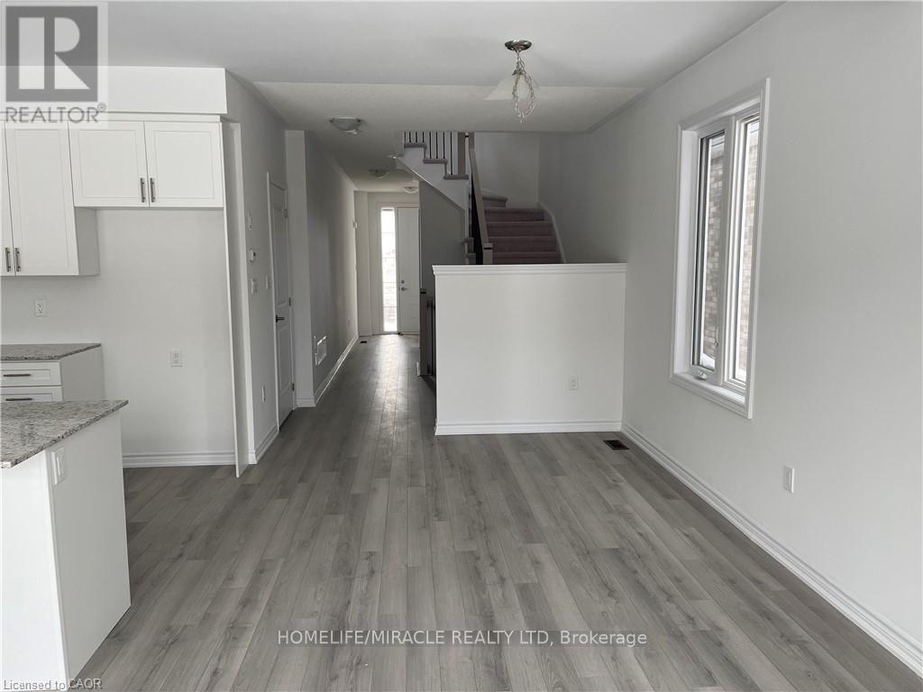 111 Molozzi Street, Erin, Ontario  N0B 1T0 - Photo 3 - X12766752