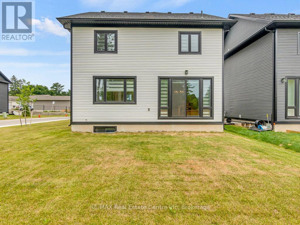 9 - 297 Whiting Street, Ingersoll, Ontario N5C 0E6 - Photo 5 - X12813380