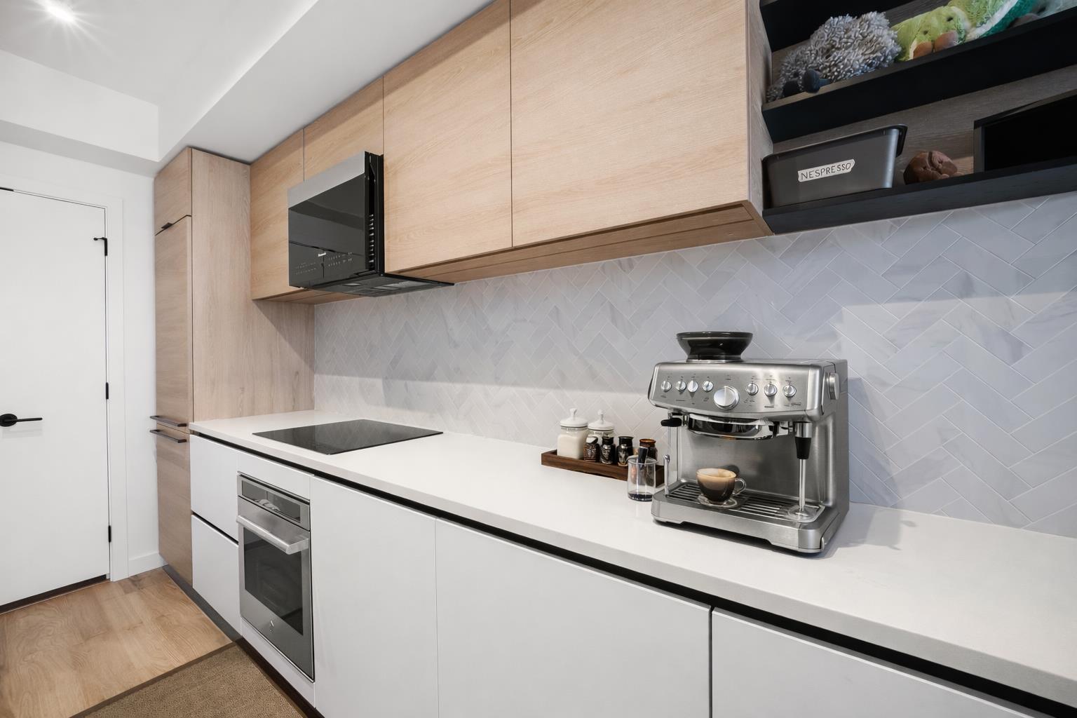 2007 10448 University Drive, Surrey, British Columbia  V3T 0S7 - Photo 3 - R3092595