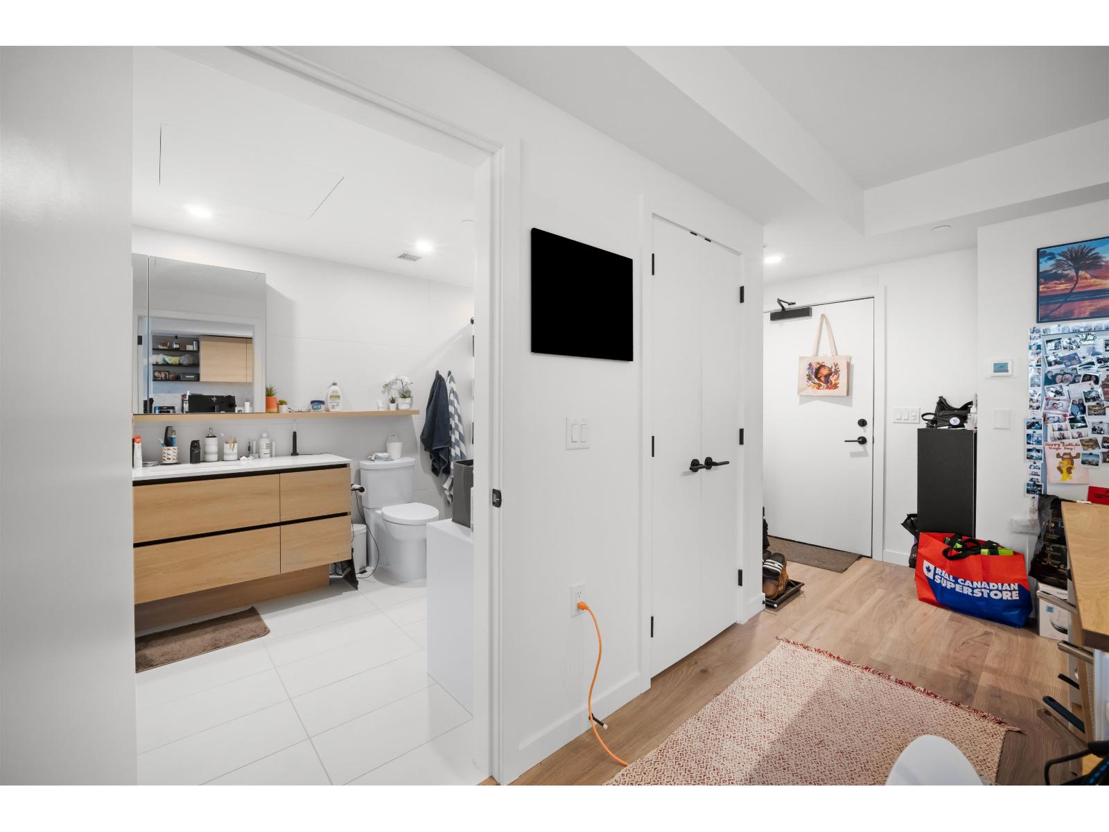 2007 10448 University Drive, Surrey, British Columbia  V3T 0S7 - Photo 15 - R3092595