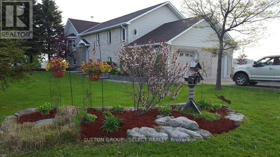77242 London Road, Huron East, Ontario  N0M 1L0 - Photo 3 - X12813338
