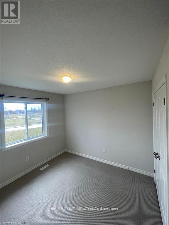 1266 Michael Circle, London East, Ontario  N5V 0B8 - Photo 10 - X12813344