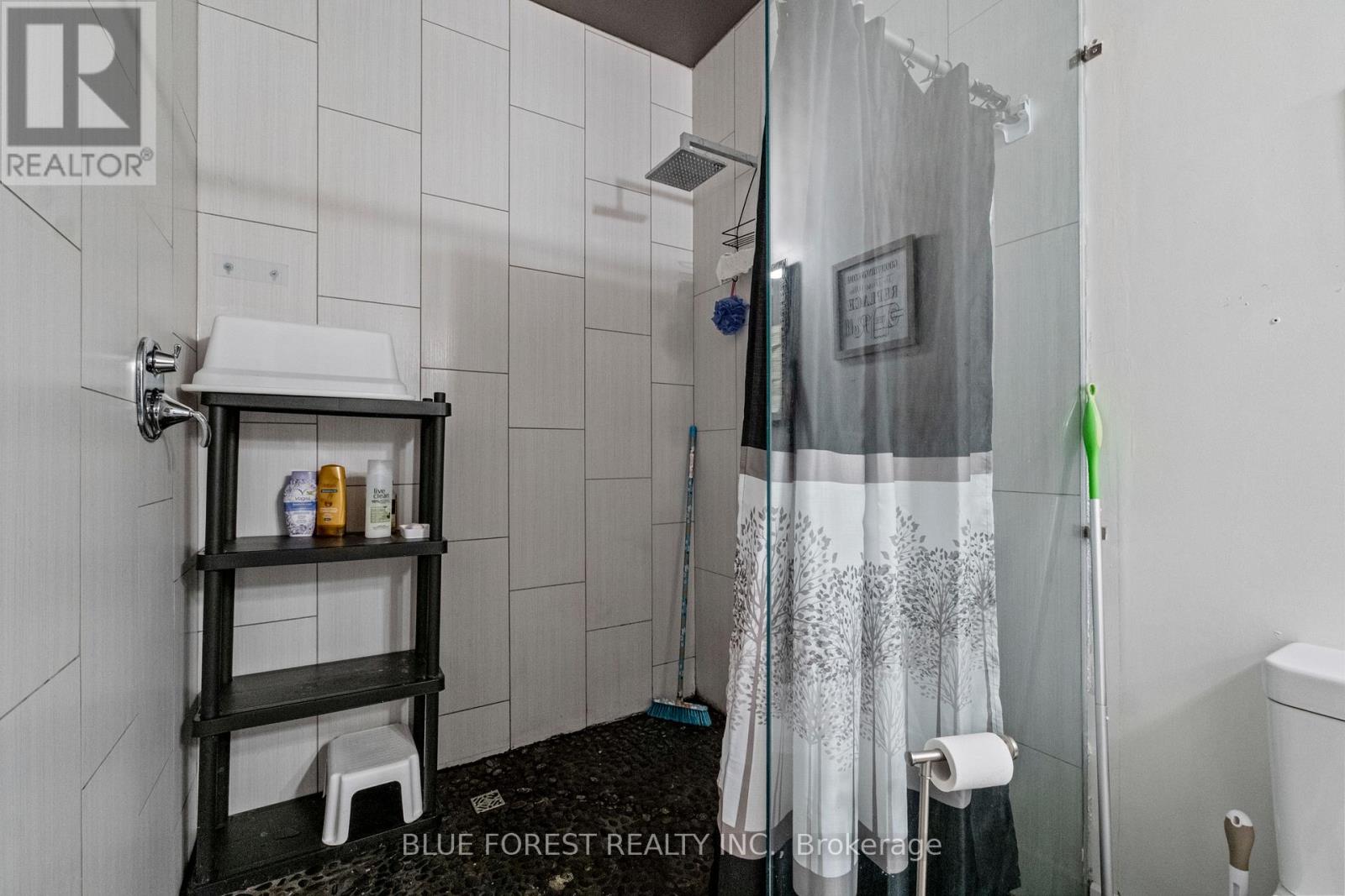 1026 Waterloo Street, London East, Ontario  N6A 3X6 - Photo 26 - X12813394