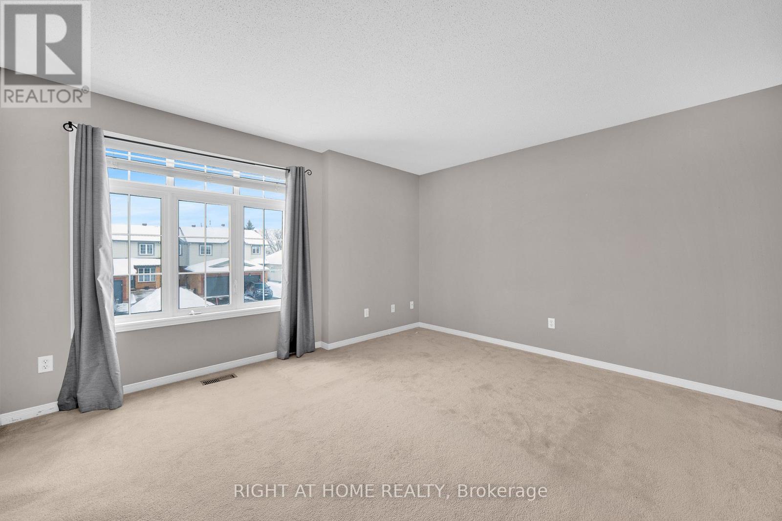 175 Kincardine Drive, Ottawa, Ontario  K2V 1A9 - Photo 16 - X12813364