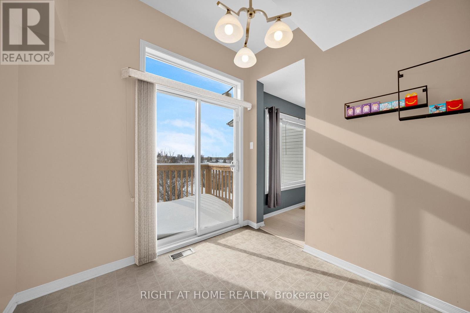 175 Kincardine Drive, Ottawa, Ontario  K2V 1A9 - Photo 9 - X12813364