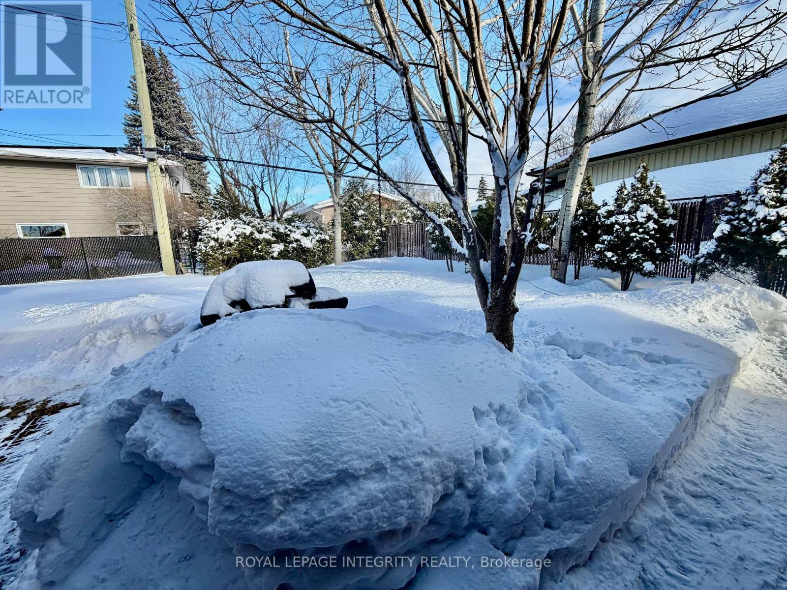 B - 2175 Martha Avenue, Ottawa, Ontario K1G 1K6 - Photo 13 - X12813452